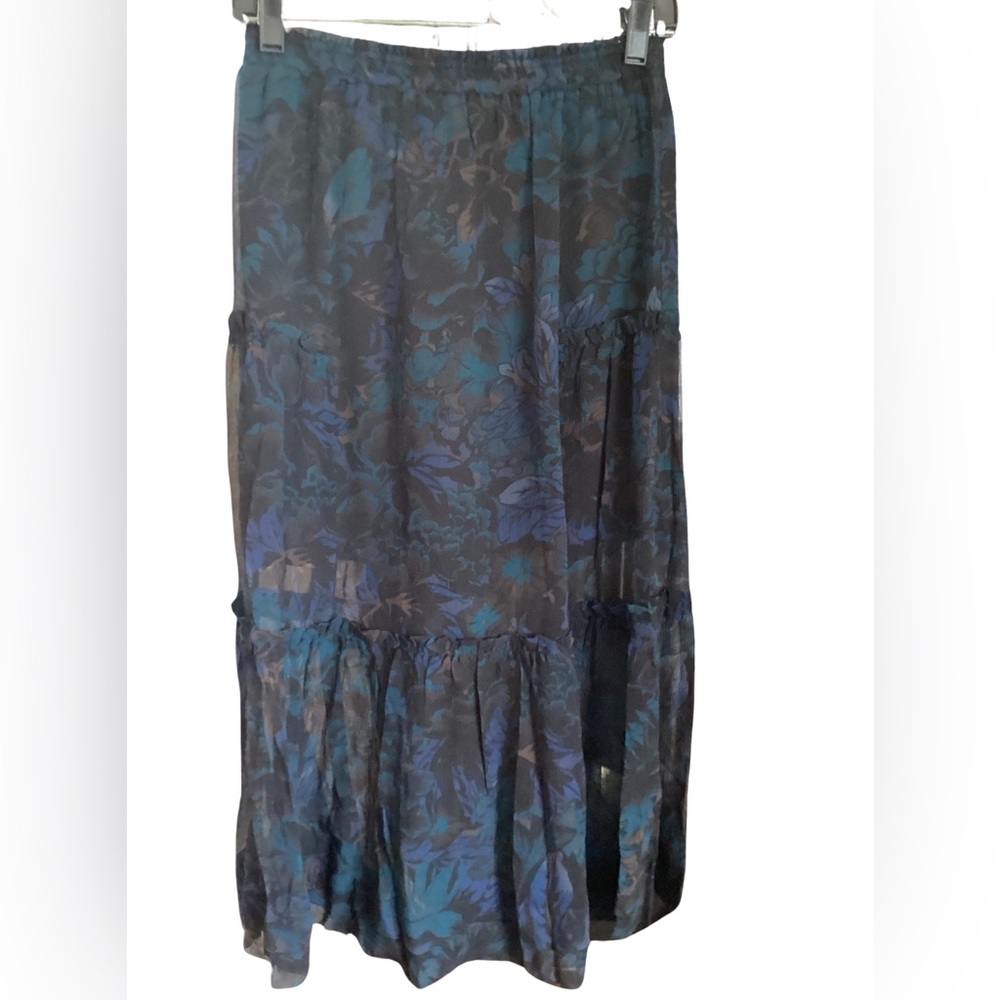 🚨Final Sale🚨! NWT Coach Long Navy Floral Silk Skirt Fits XS-SM